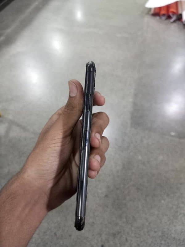 iphone 11 pro max. 256gb JV 10 BY 10 0