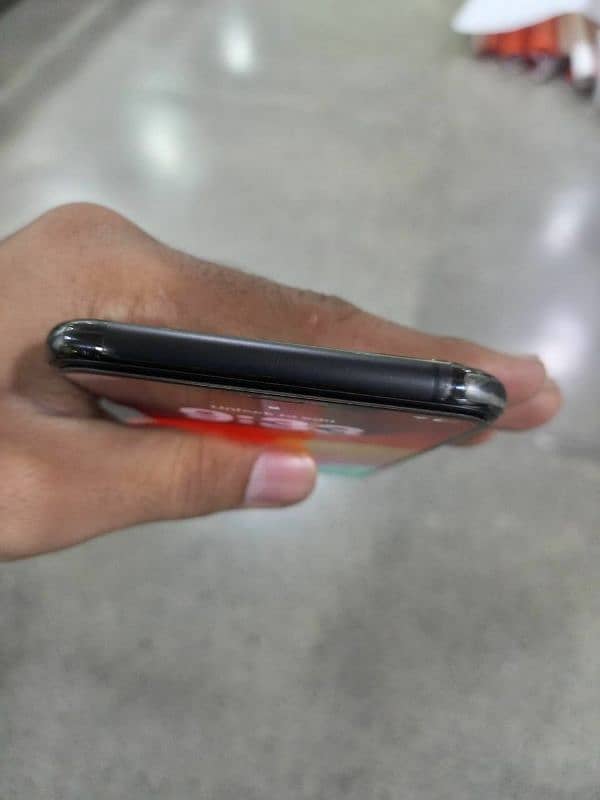 iphone 11 pro max. 256gb JV 10 BY 10 4