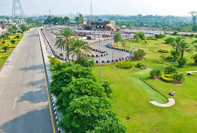 1 KANAL Plot For Sale Bahria Town Overseas B Lahore. 0