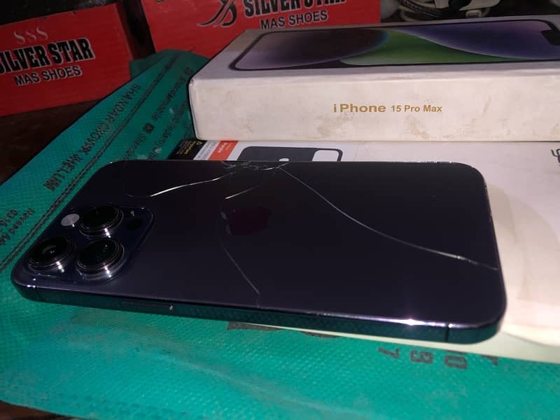 iPhone 15 pro max back brake all ok 9/10  512 gb 0