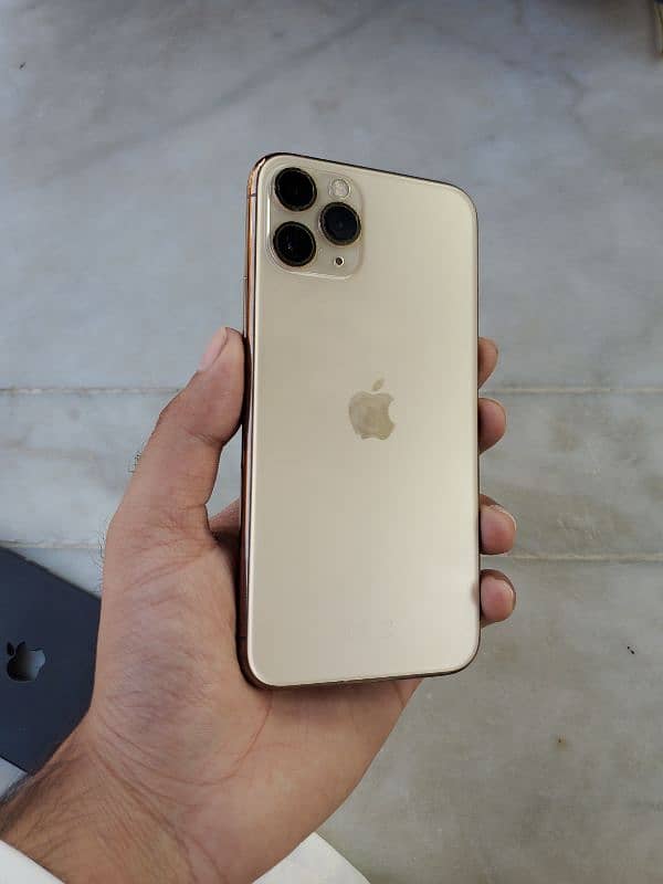 Apple iphone 11 pro 64 gb with box factory unlocked 1