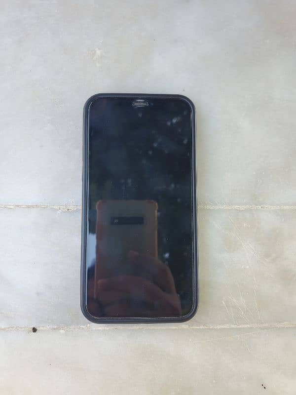 Apple iphone 11 pro 64 gb with box factory unlocked 4