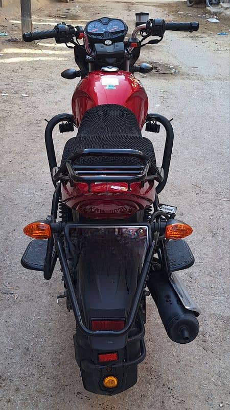 Suzuki GR 150 2023 Red Color 5