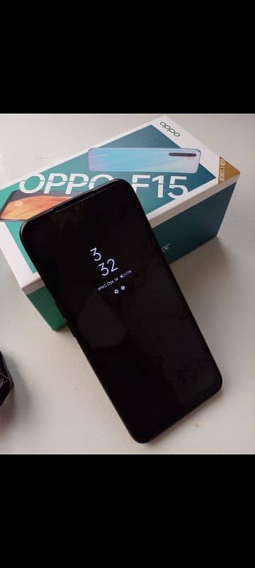 Oppo F15 3