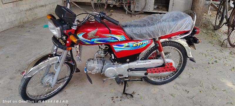 Honda CD70 2024 5