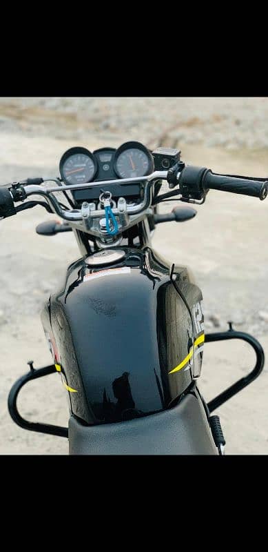 YAMAHA YBR125G 2022 MODEL 4