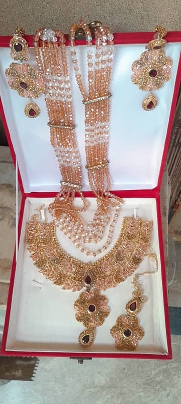 Artificial jewellery set one time used 1