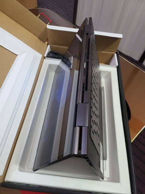 HP ENVY X360 RYZEN 5, 7000 SERIES 9