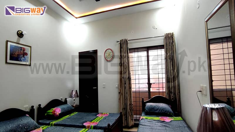 Best GIRLS HOSTEL (Bigway Executive Living) Furnished Sharing Rooms for WORKING Women, UMT, Bahria University, KIPS, JOBIAN Girls 3