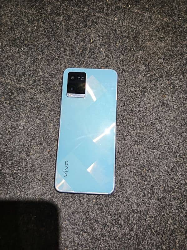 Vivo Y21 10/10 condition. 0