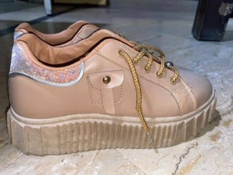 beige sneakers 2