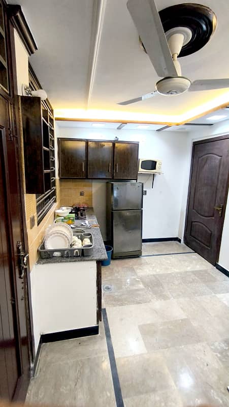 Fully Furnished Home / GUEST HOUSE for Paying Guest in 1bed, 2beds, 3beds Furnished APARTMENT with TV Lounge for your Wedding Guests, Foreigners, Small Family, WORKING Couple or Male / Female Executives - Furnished ROOMS on daily, weekly, monthly 11