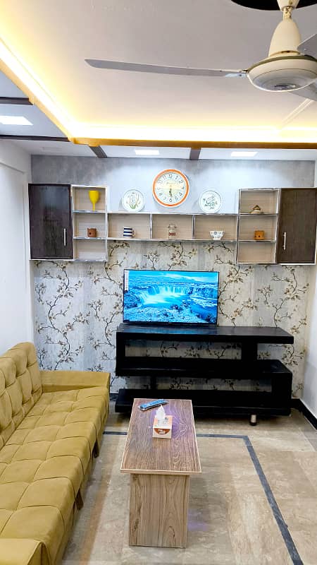 Fully Furnished Home / GUEST HOUSE for Paying Guest in 1bed, 2beds, 3beds Furnished APARTMENT with TV Lounge for your Wedding Guests, Foreigners, Small Family, WORKING Couple or Male / Female Executives - Furnished ROOMS on daily, weekly, monthly 16