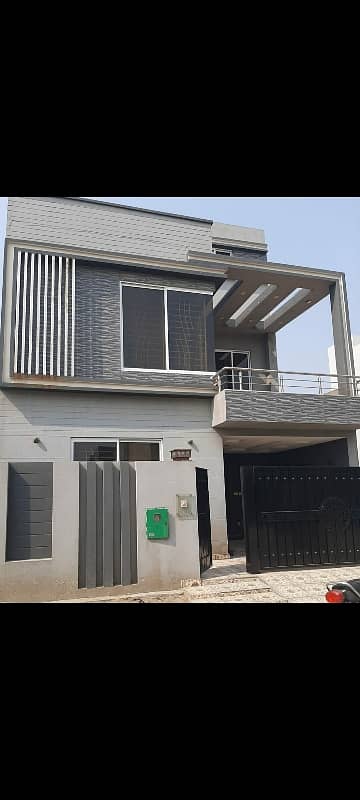 5 Marla Brand New House For Sale In C Block Bahria Orchard Lahore 0