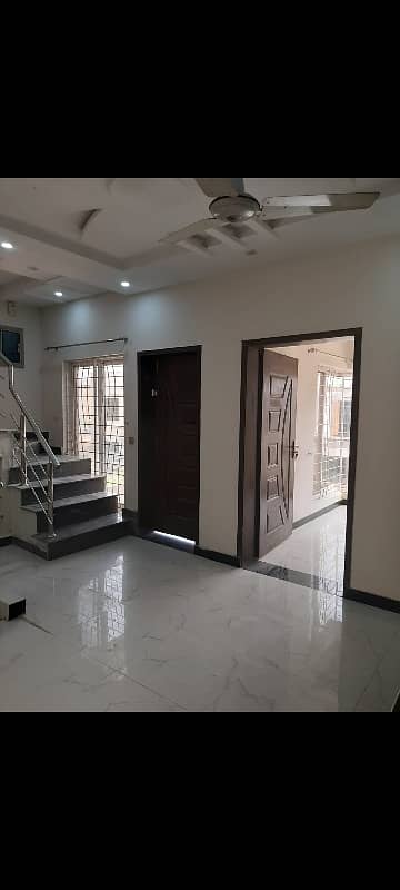 5 Marla Brand New House For Sale In C Block Bahria Orchard Lahore 9