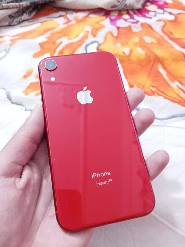 iphone XR factory unlock 4 month sim working 10