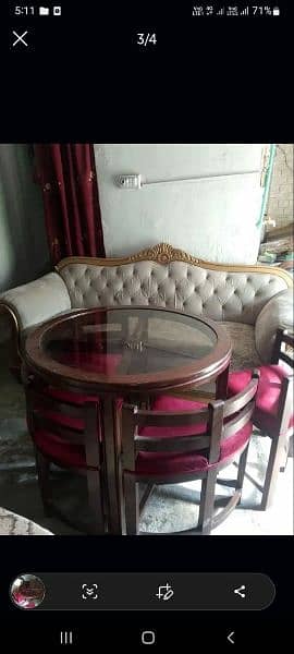 dinning table set with four chairs 0