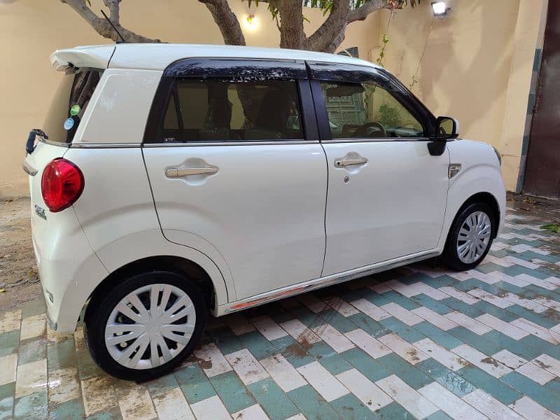 Daihatsu Cast (660cc family car) 5