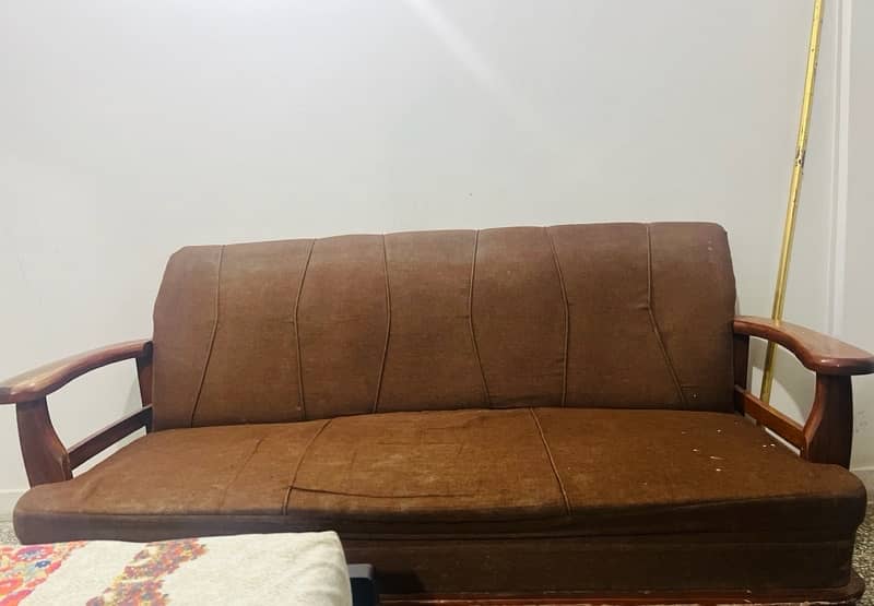 5 seater used sofa 0