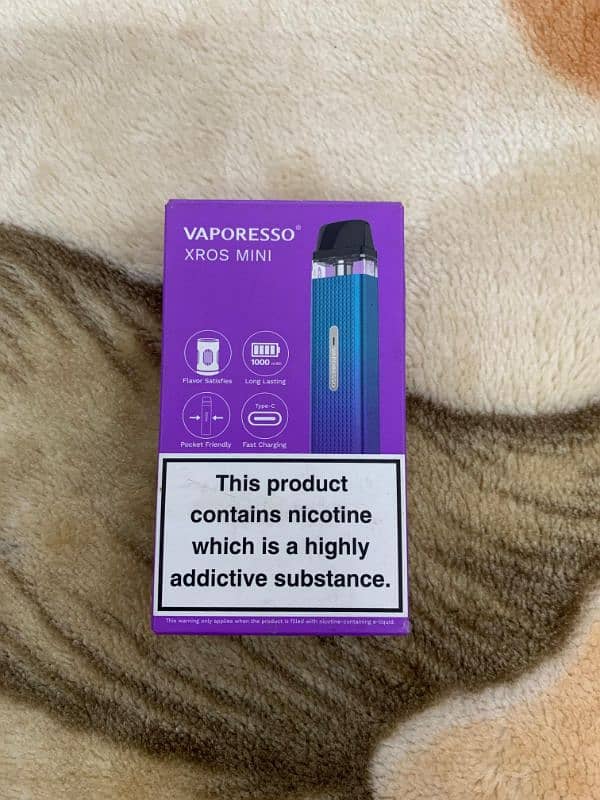 2 Vapes & 2 Flavors (Used) 7