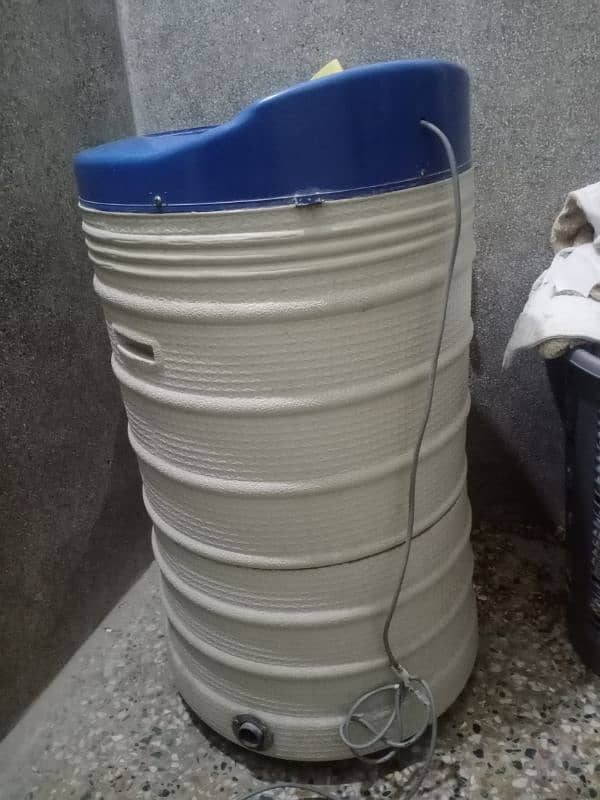 spin dryer fully working condition for sale 1