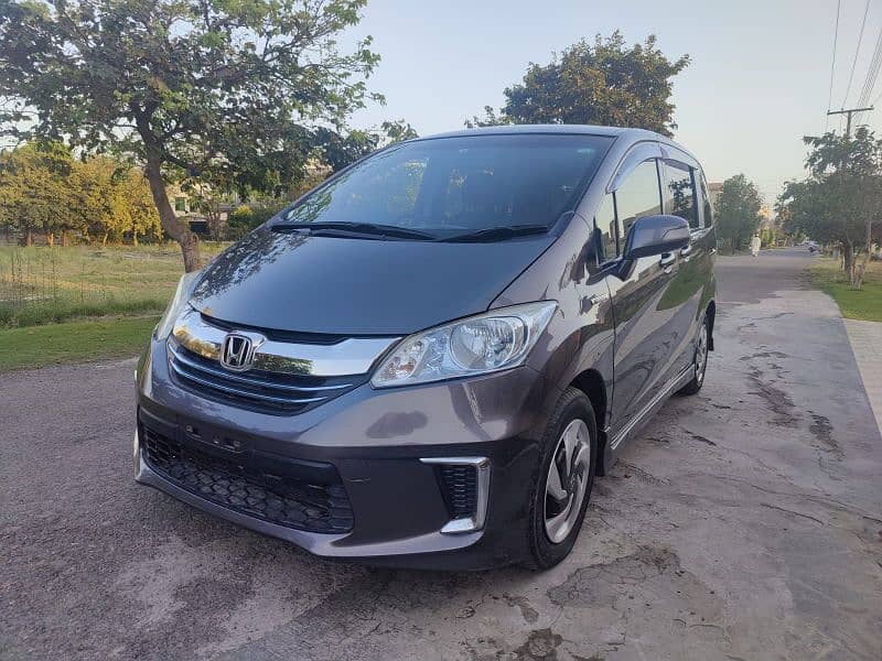 Honda Freed 2016 Model 2022 end import 3.5 grade 1