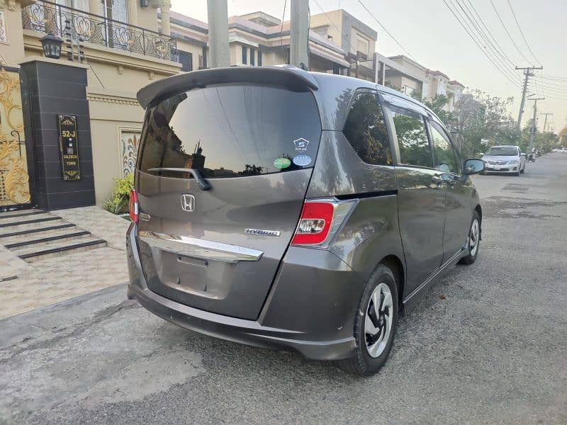 Honda Freed 2016 Model 2022 end import 3.5 grade 10