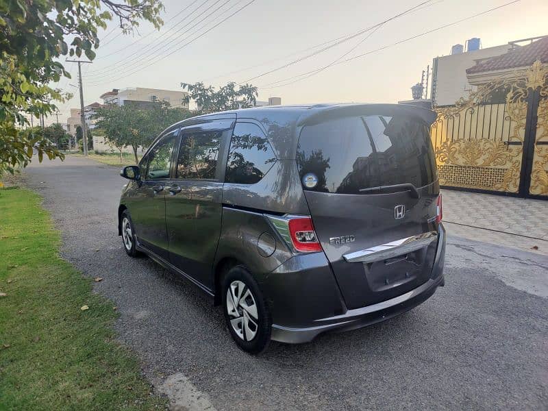 Honda Freed 2016 Model 2022 end import 3.5 grade 18