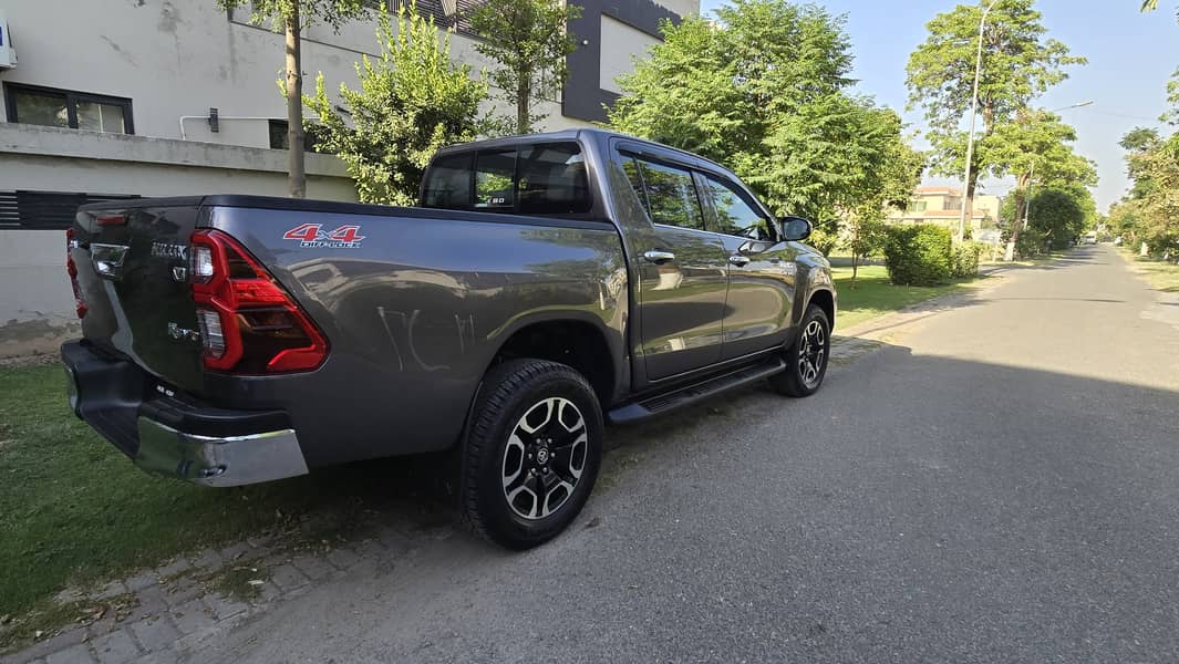 Toyota Hilux Revo V 2.8 2021 Model Mint Condition 4