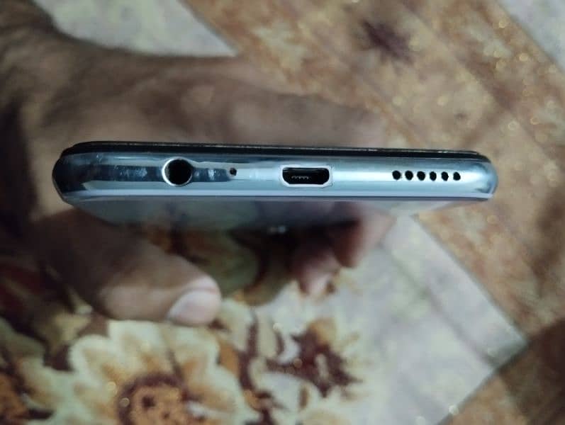 Gift for Vivo S1 lovers in almost new condition 5