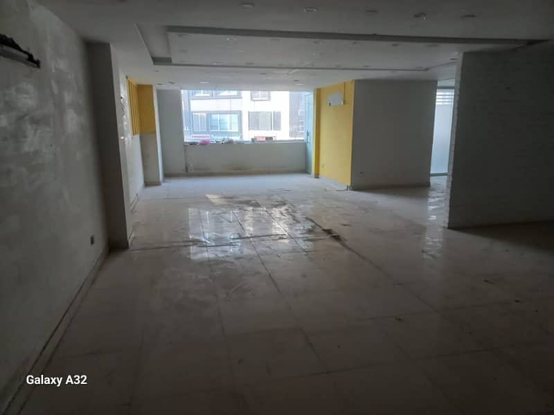 1st floor Hall Available for rent in bahria town phase # 4 civic center 4