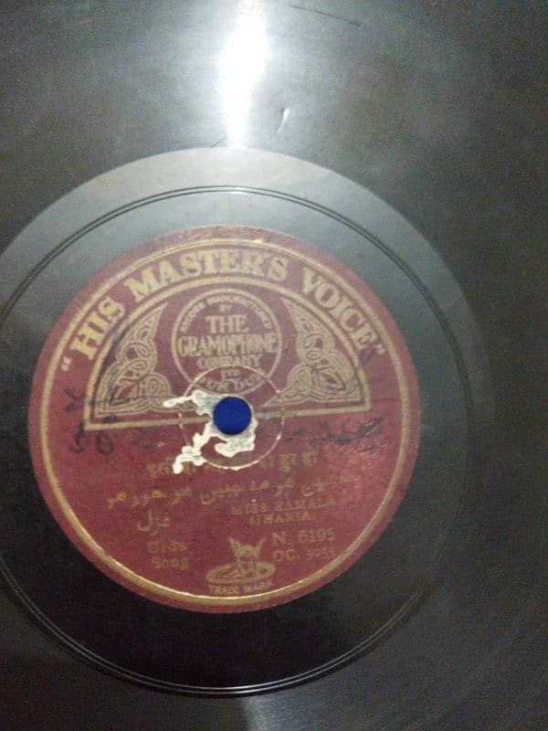 Gramophone antique records 10