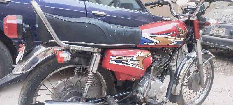 Honda cg125 2020 last 10month totally genuine condition full pack engn 3