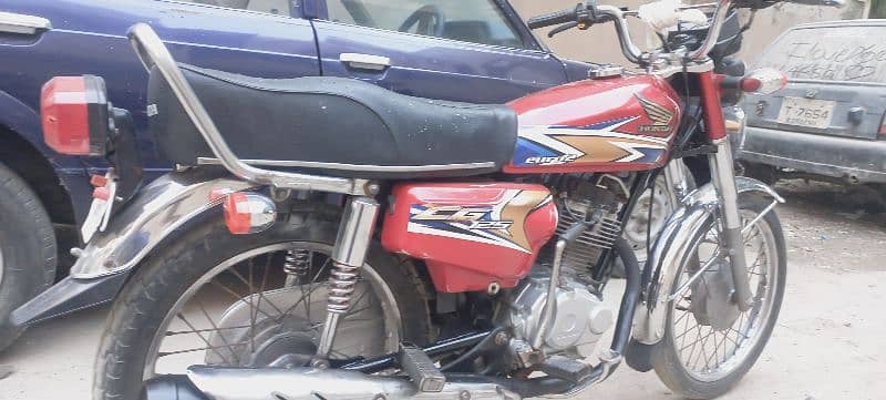 Honda cg125 2020 last 10month totally genuine condition full pack engn 5