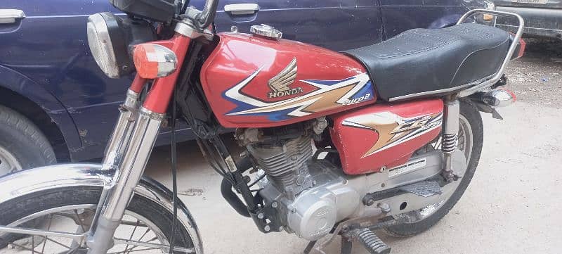 Honda cg125 2020 last 10month totally genuine condition full pack engn 11