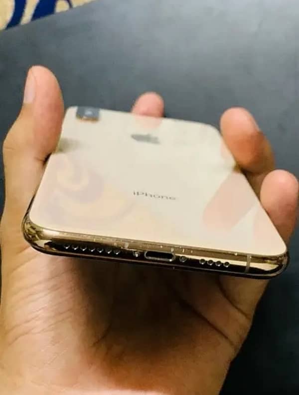 iPhone xs max non pta with box 5