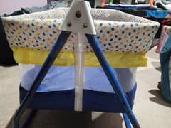 Baby swing in good condition