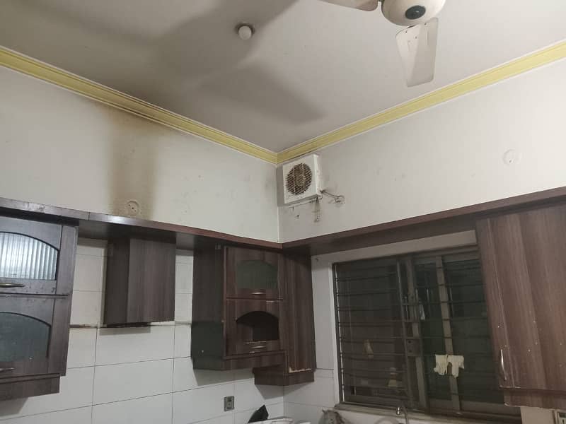 10 MARLA FULL HOUSE FOR RENT IN WAPDA TOWN 5