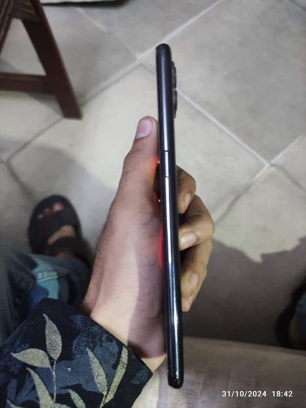 oppo f17 pro 1