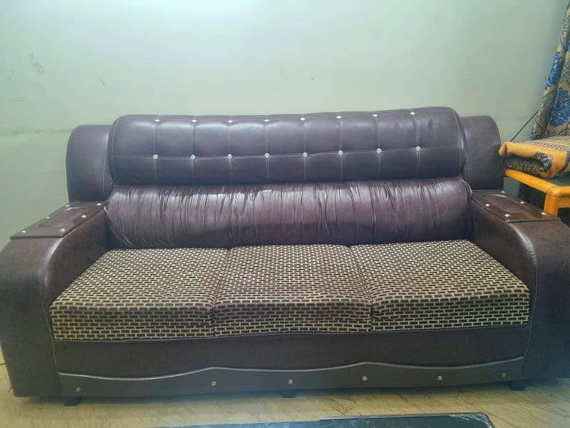 Sofa set 6 seater, 3+2+1 0