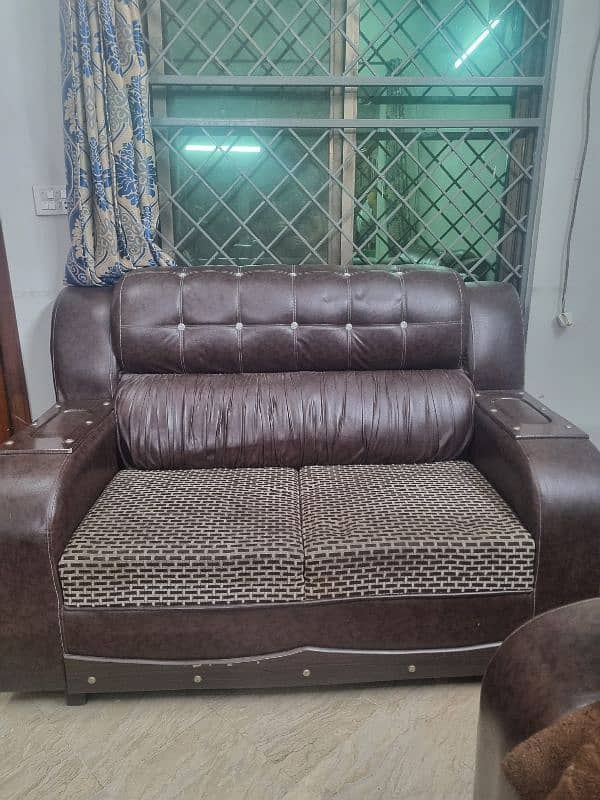 Sofa set 6 seater, 3+2+1 1