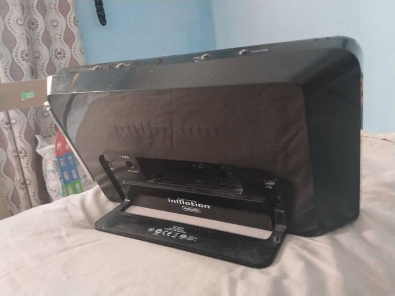 altac Lansing rechargeable dock like Bose 1