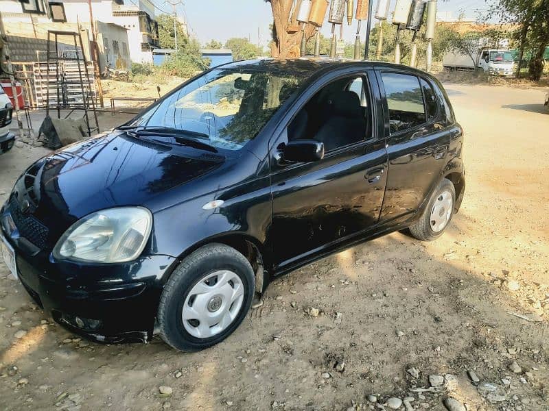 Toyota Vitz 2002 11