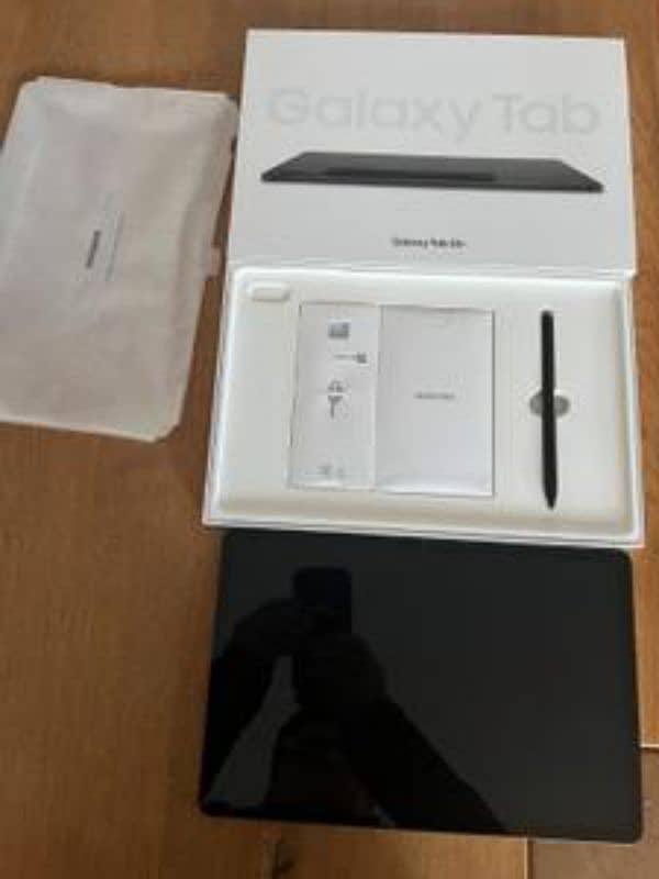 Samsung tab S8 10/10 1