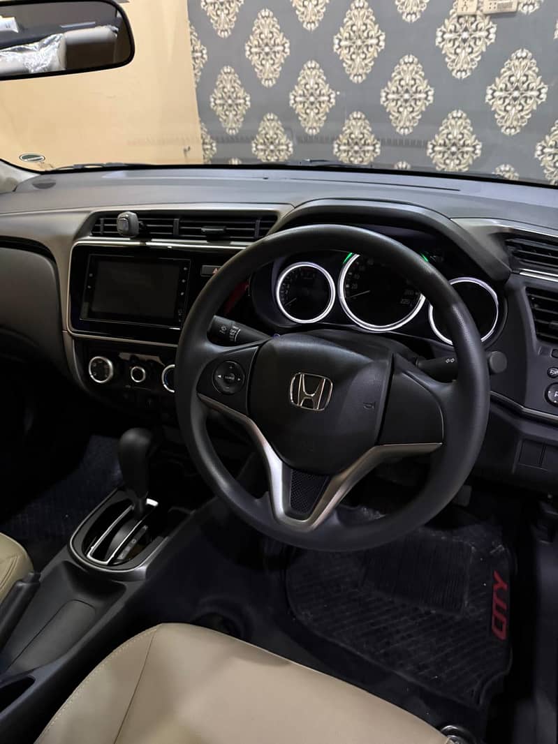 Honda City IVTEC 2024 2