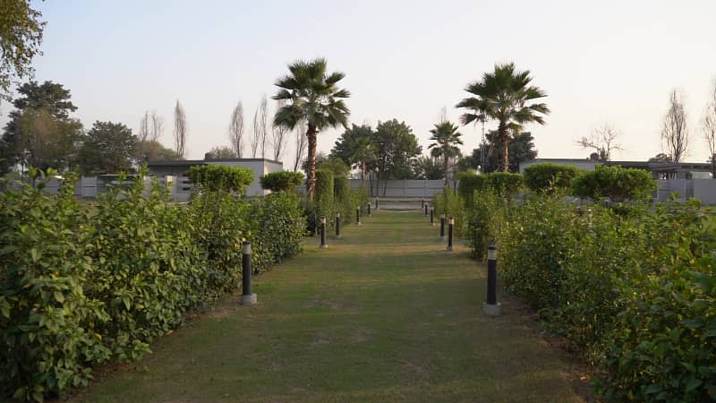 3.5 ACRE LUXURY FARMHOUSE/BEDIAN ROAD/ LAHORE 1