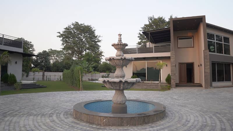 3.5 ACRE LUXURY FARMHOUSE/BEDIAN ROAD/ LAHORE 24