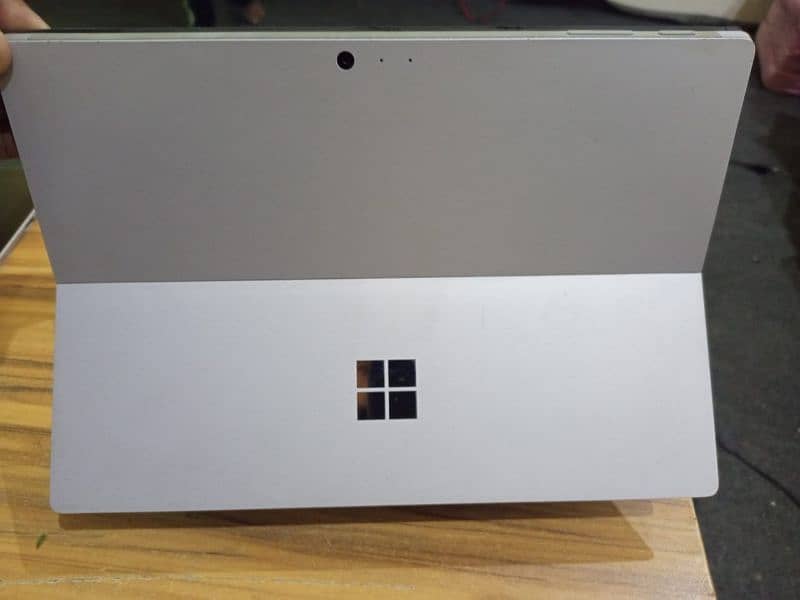 Microsoft Surface pro 4 Model 0