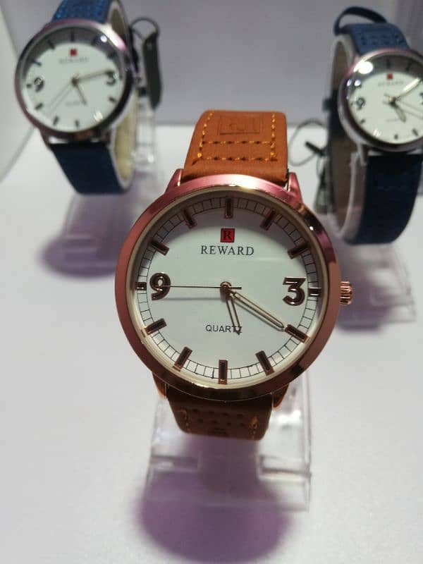 men and women watch pair 1600 1