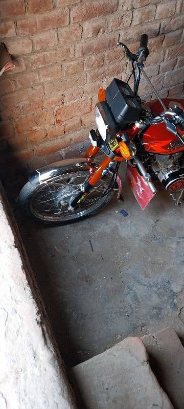 urgent seal. honda 125 9